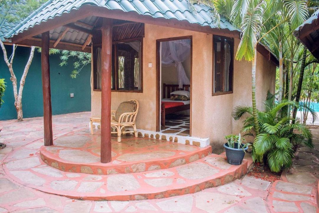Kijani Cottages Diani Diani Beach Exterior photo