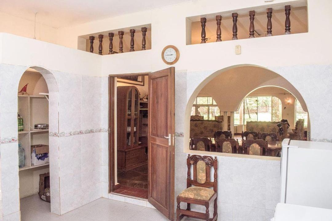 Kijani Cottages Diani Diani Beach Exterior photo