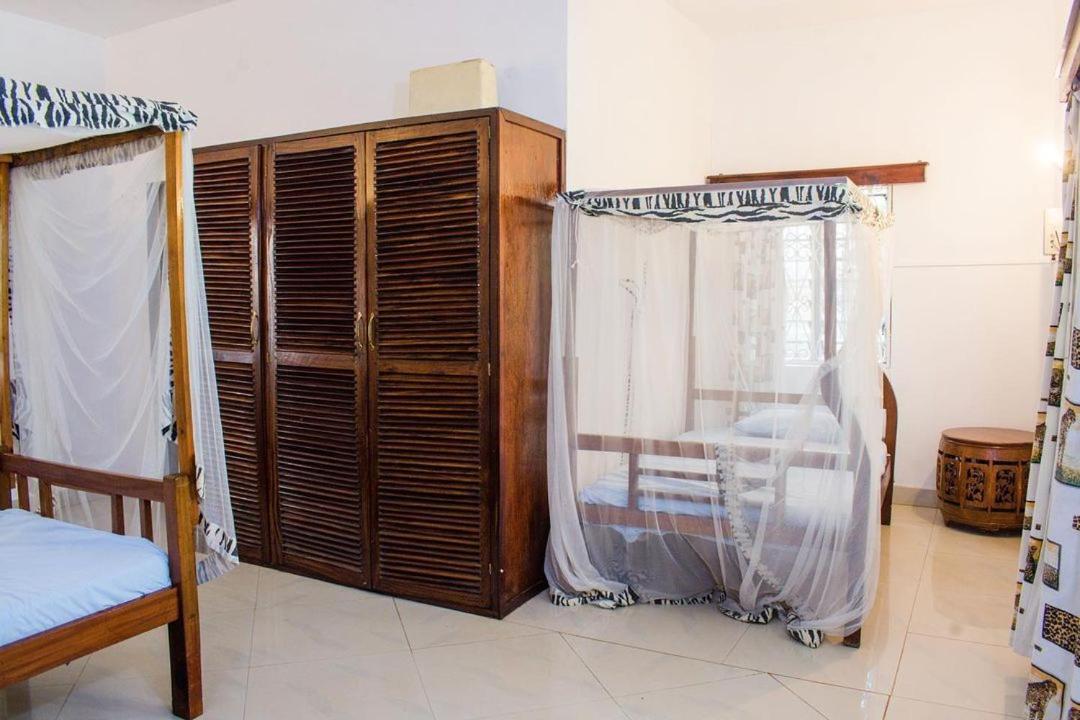 Kijani Cottages Diani Diani Beach Exterior photo